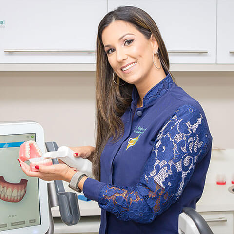 Maíra Pascoal Odontologia – Invisalign